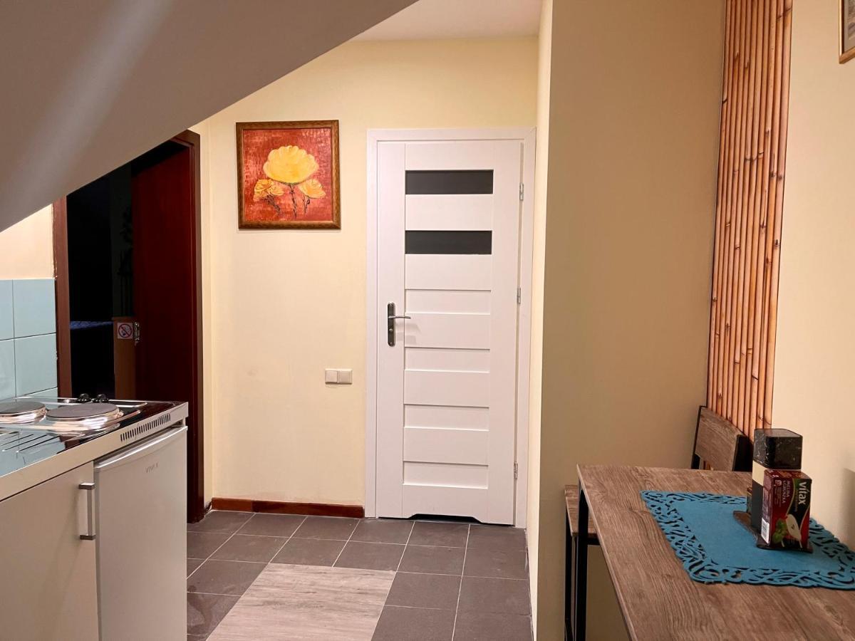 Villa Casanna Apartments Łomianki Esterno foto